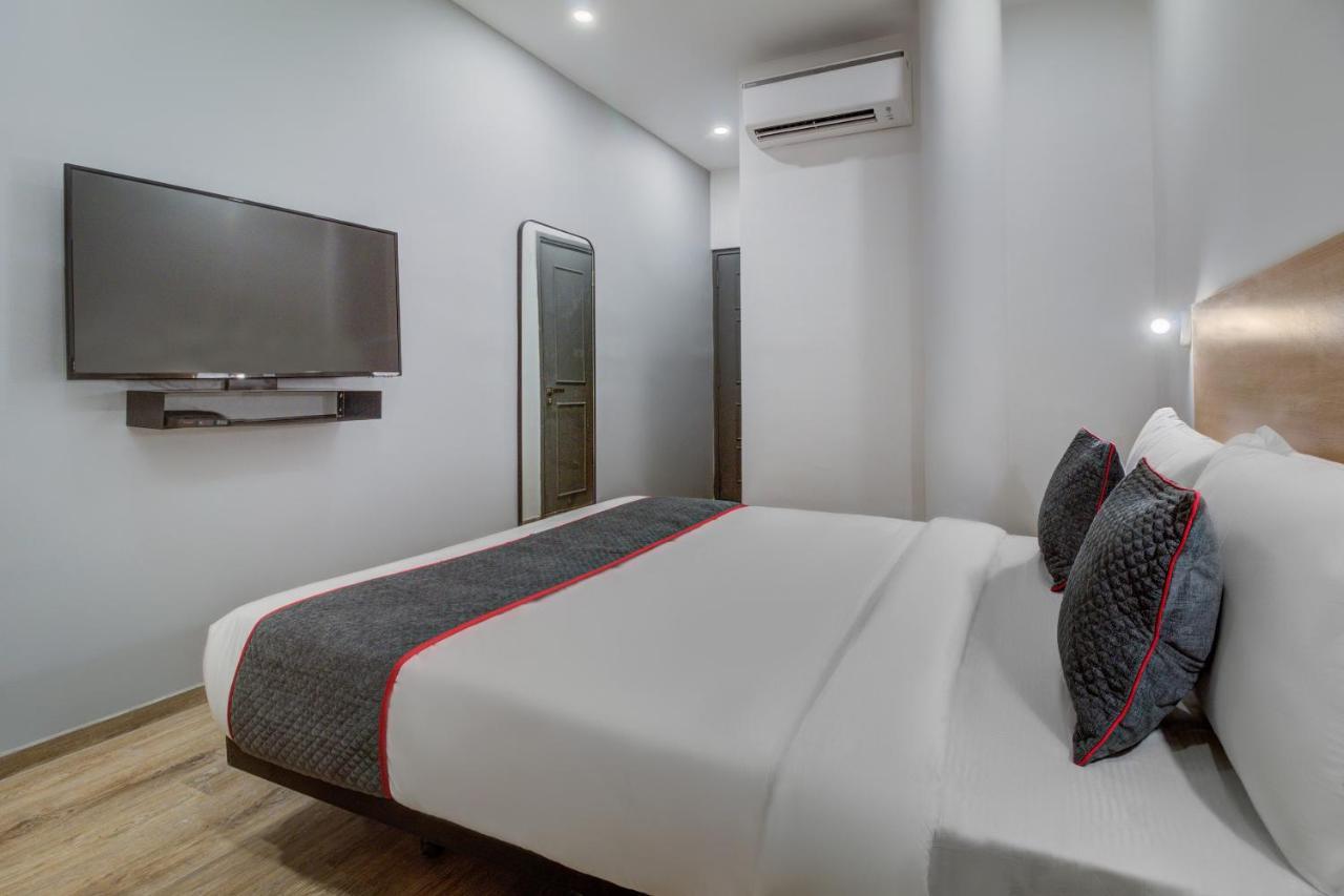 Oyo Townhouse 339 Worli Hotel Мумбай Екстериор снимка
