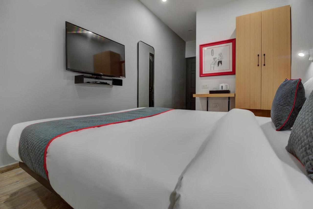Oyo Townhouse 339 Worli Hotel Мумбай Екстериор снимка